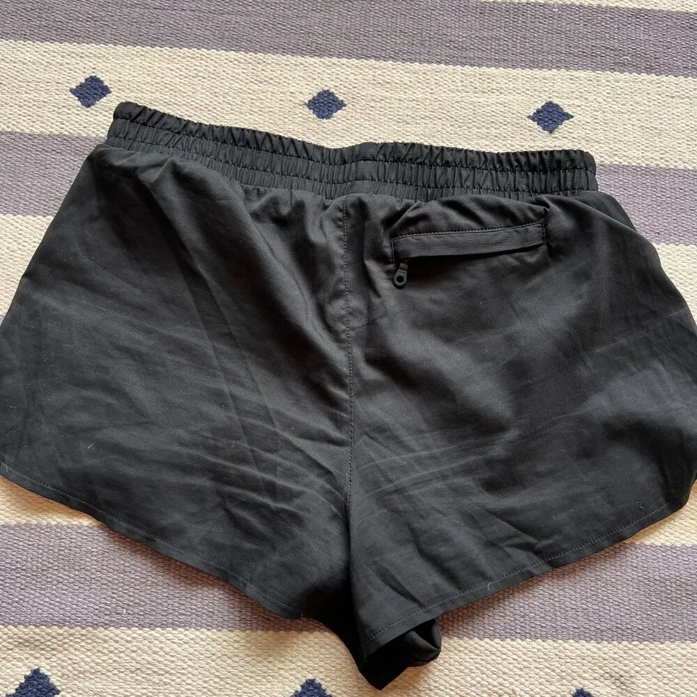 Two Pairs - Girlfriend Collective Trail Short - Size S - Picture 3 of 5